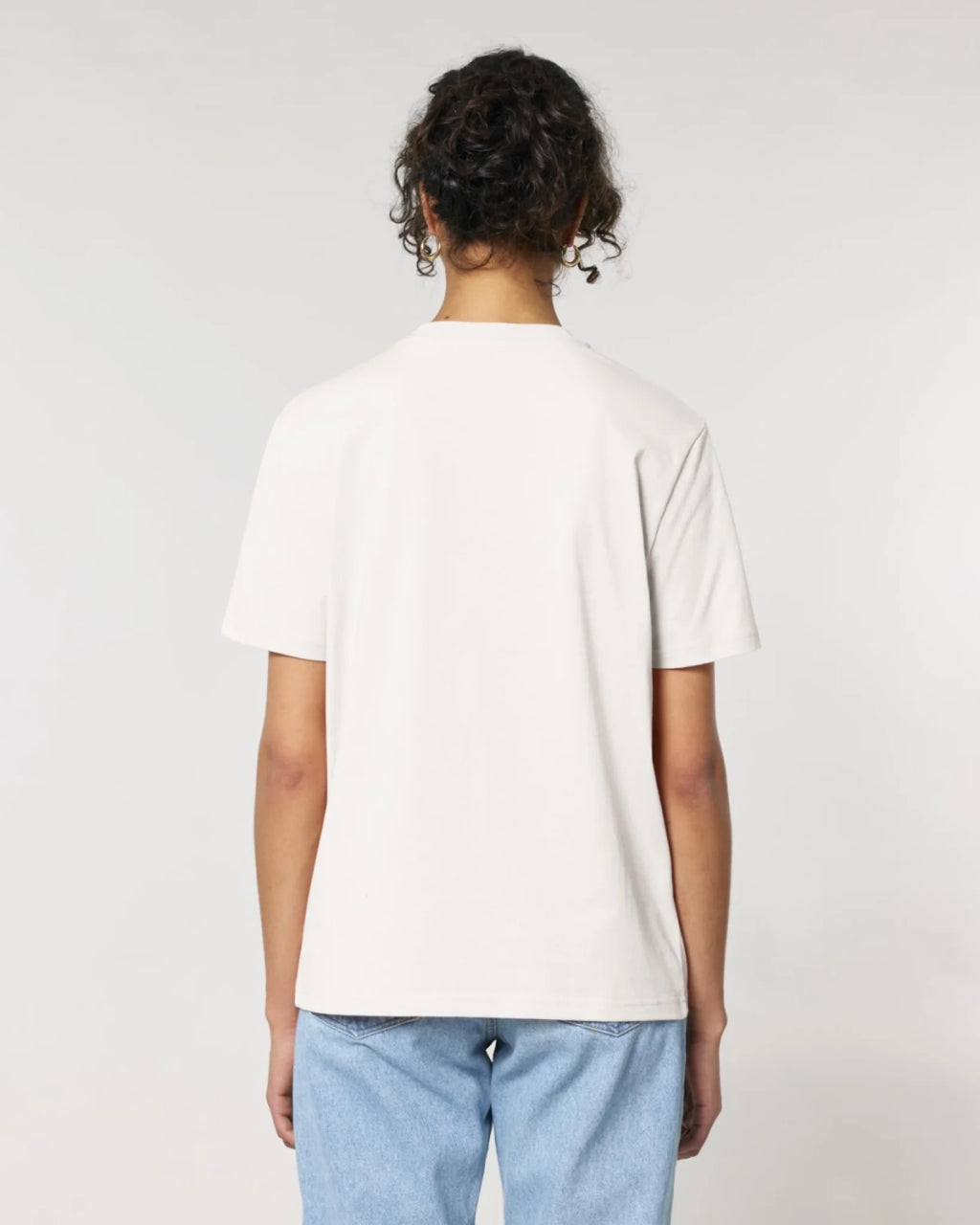 Creator 2.0_Off White_Studio_Back_Main_5
