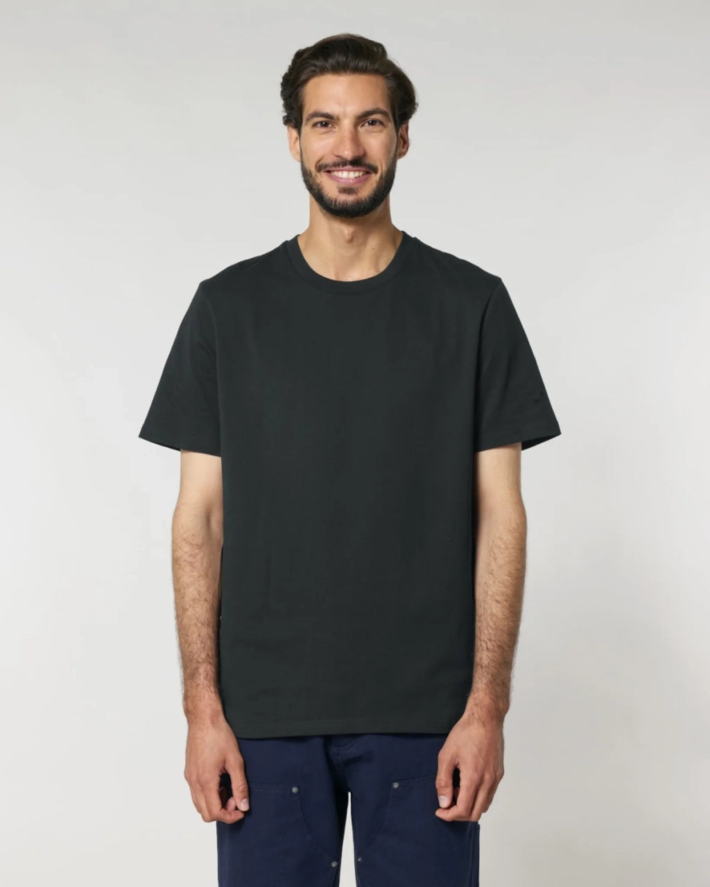 Creator 2.0_Black_Studio_Front_Main_1