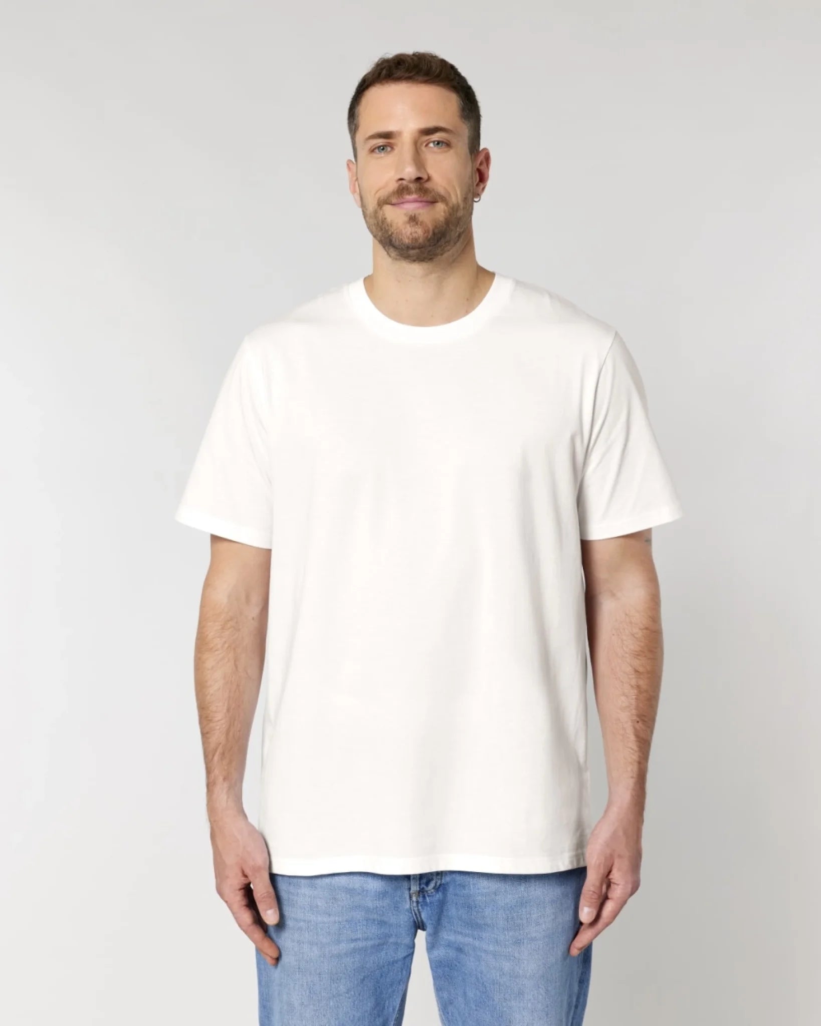 Creator 2.0_Off White_Studio_Front_Main_1