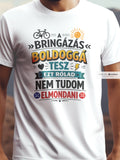 A bringázás boldoggá tesz pamut póló – kerékpáros grafika – férfi póló, unisex póló, magyar minta, vicces póló