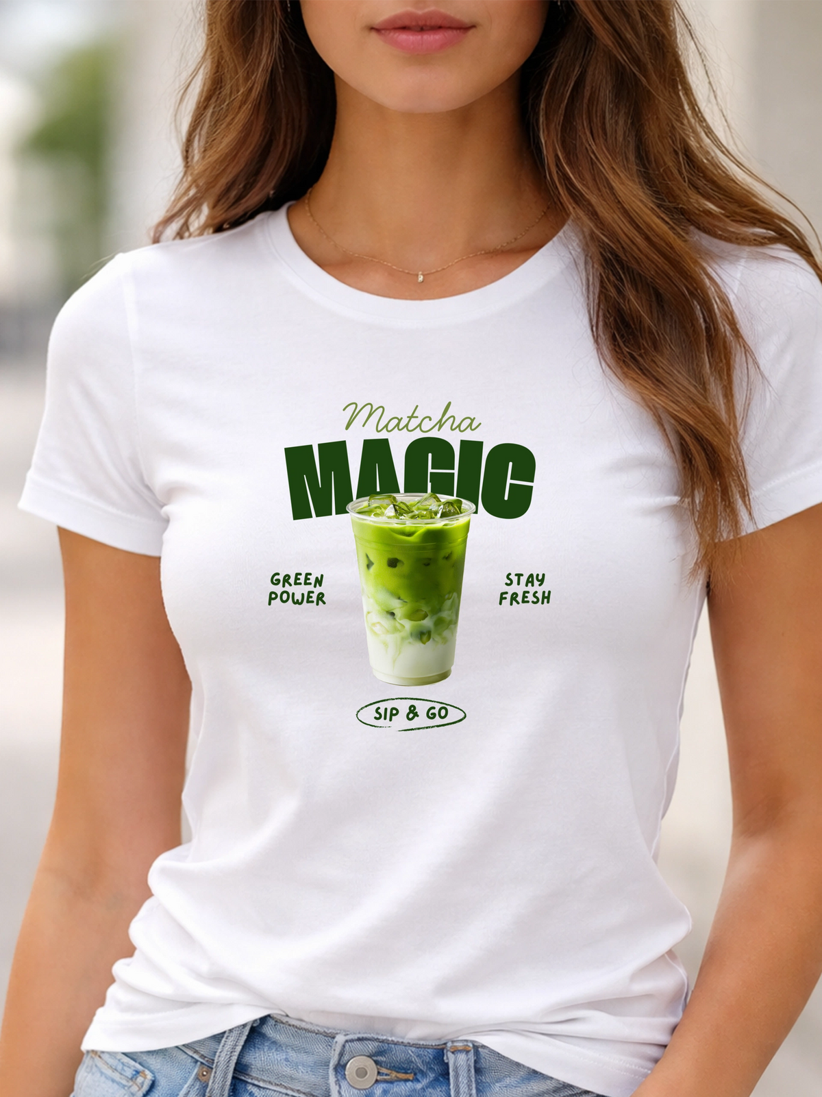 Matcha Magic - Fehér színű prémium pamut póló – frissítő matcha grafika – női póló, magyar minta, vicces póló
