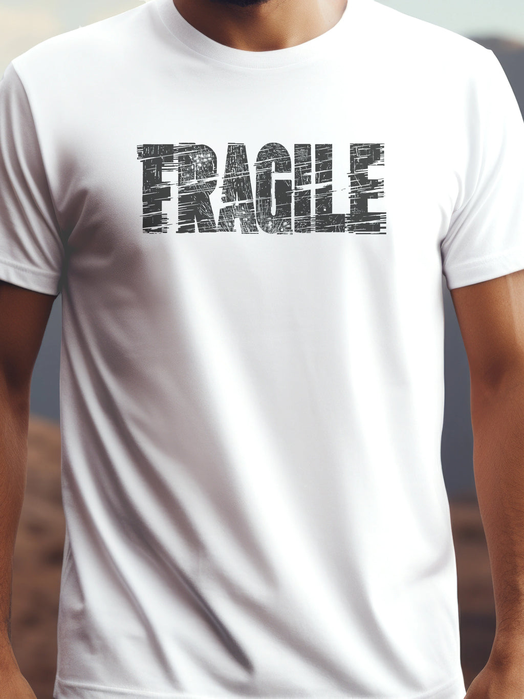 Fragile prémium pamut póló – figyelmeztető szöveg grafika – fehér férfi póló, unisex póló, magyar minta, vicces póló